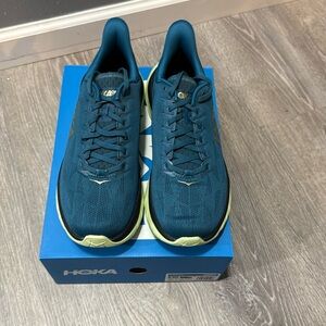 Hoka Mach 4 - New in Box